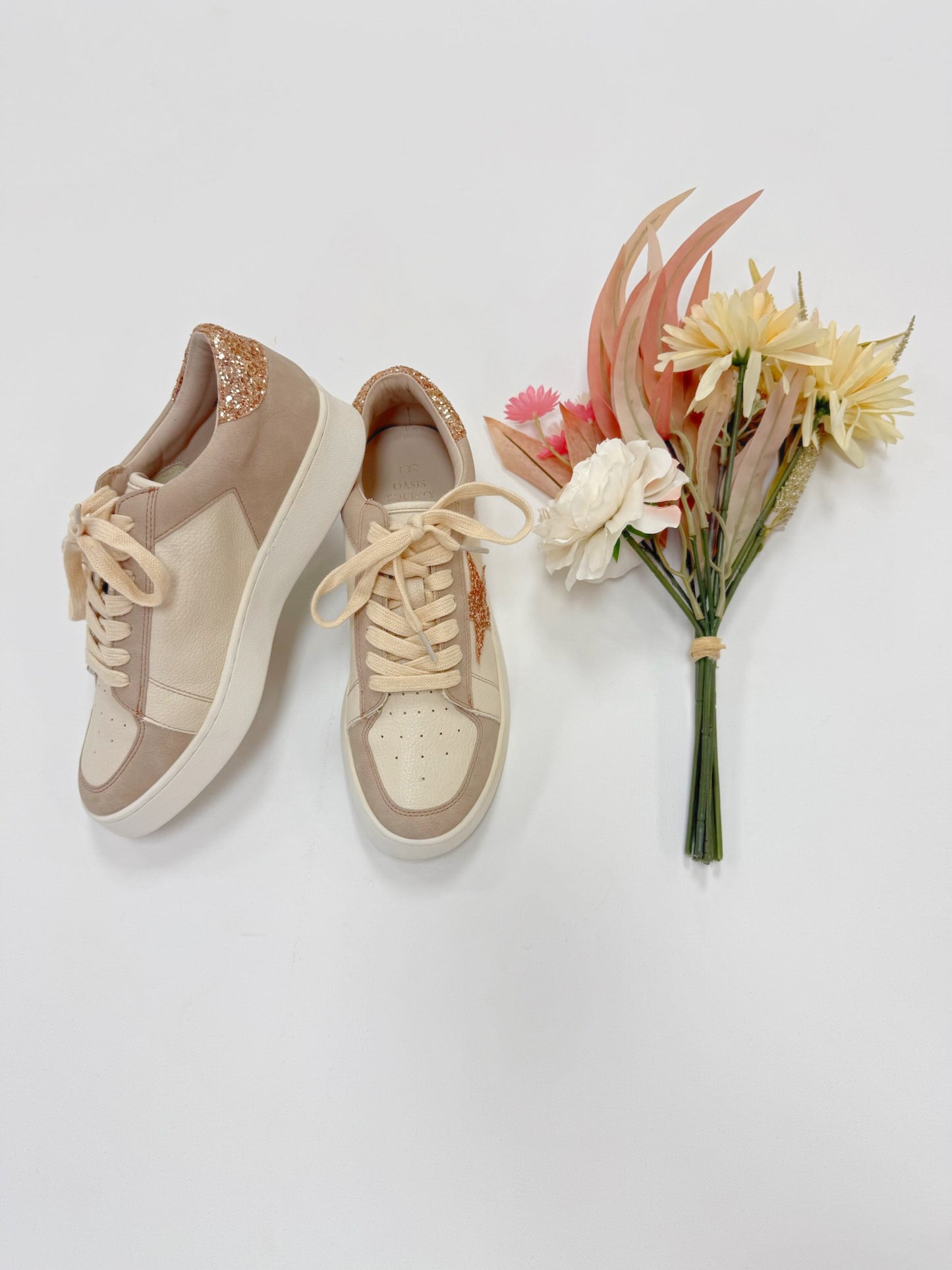 Oasis Liberty Star Sneaker