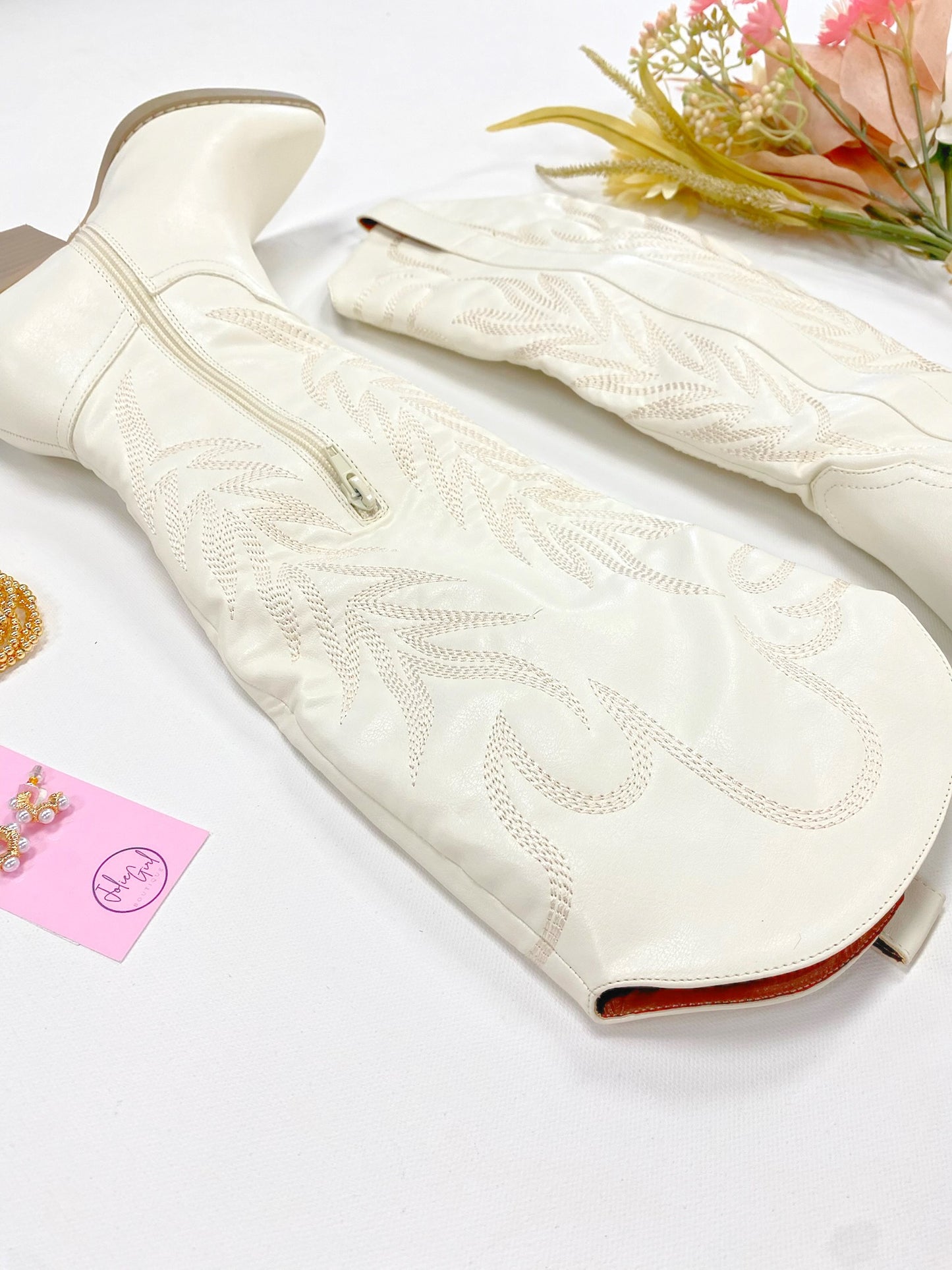 Oasis Samara Boots in White