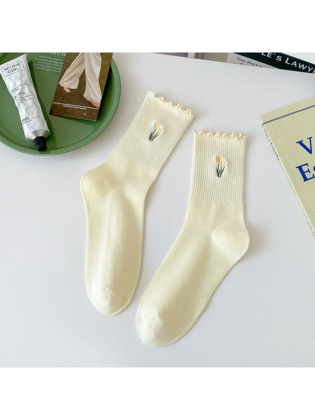 Tulip Embroidered Ruffle Socks