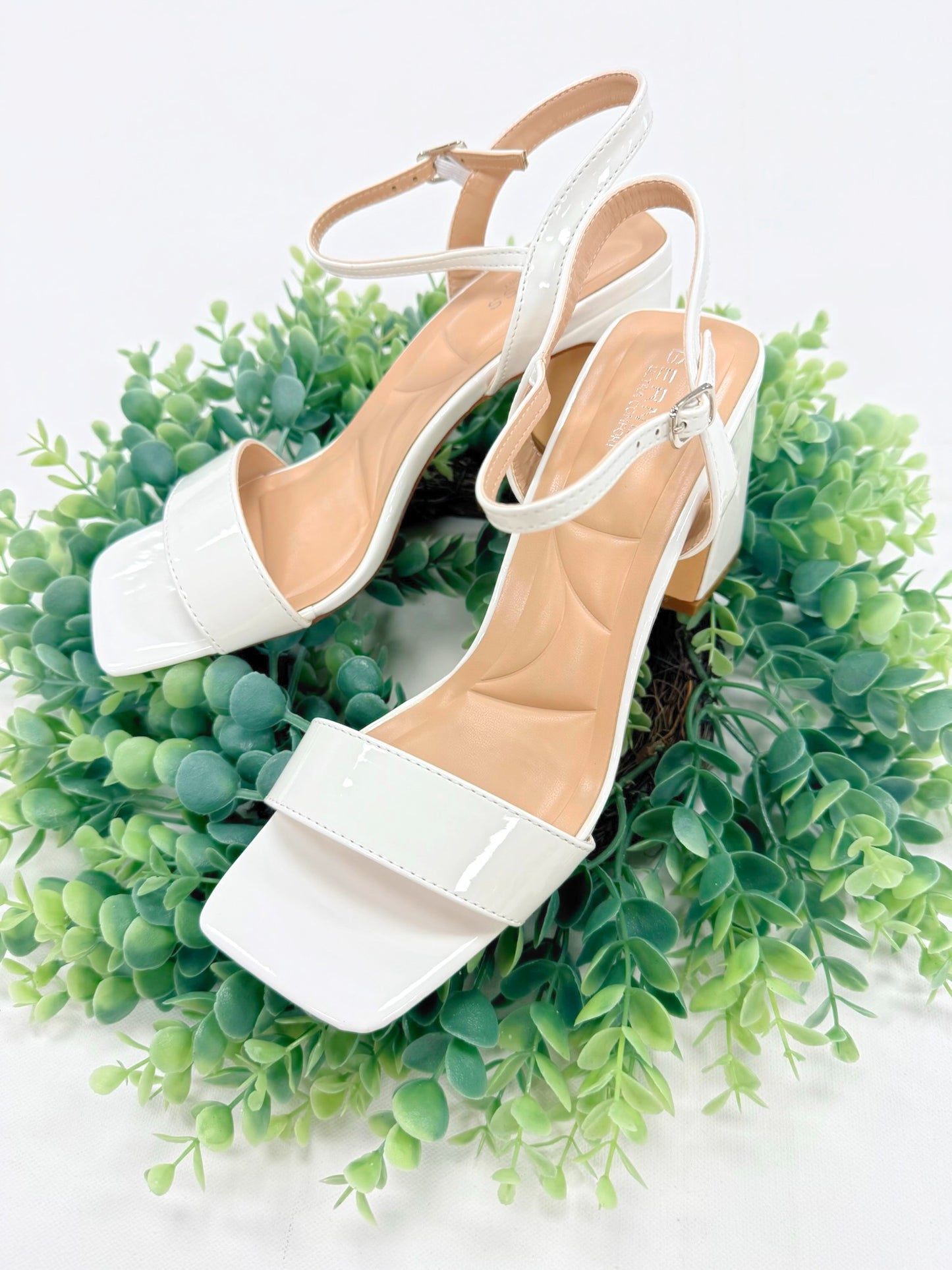 Berness Cross Heel
