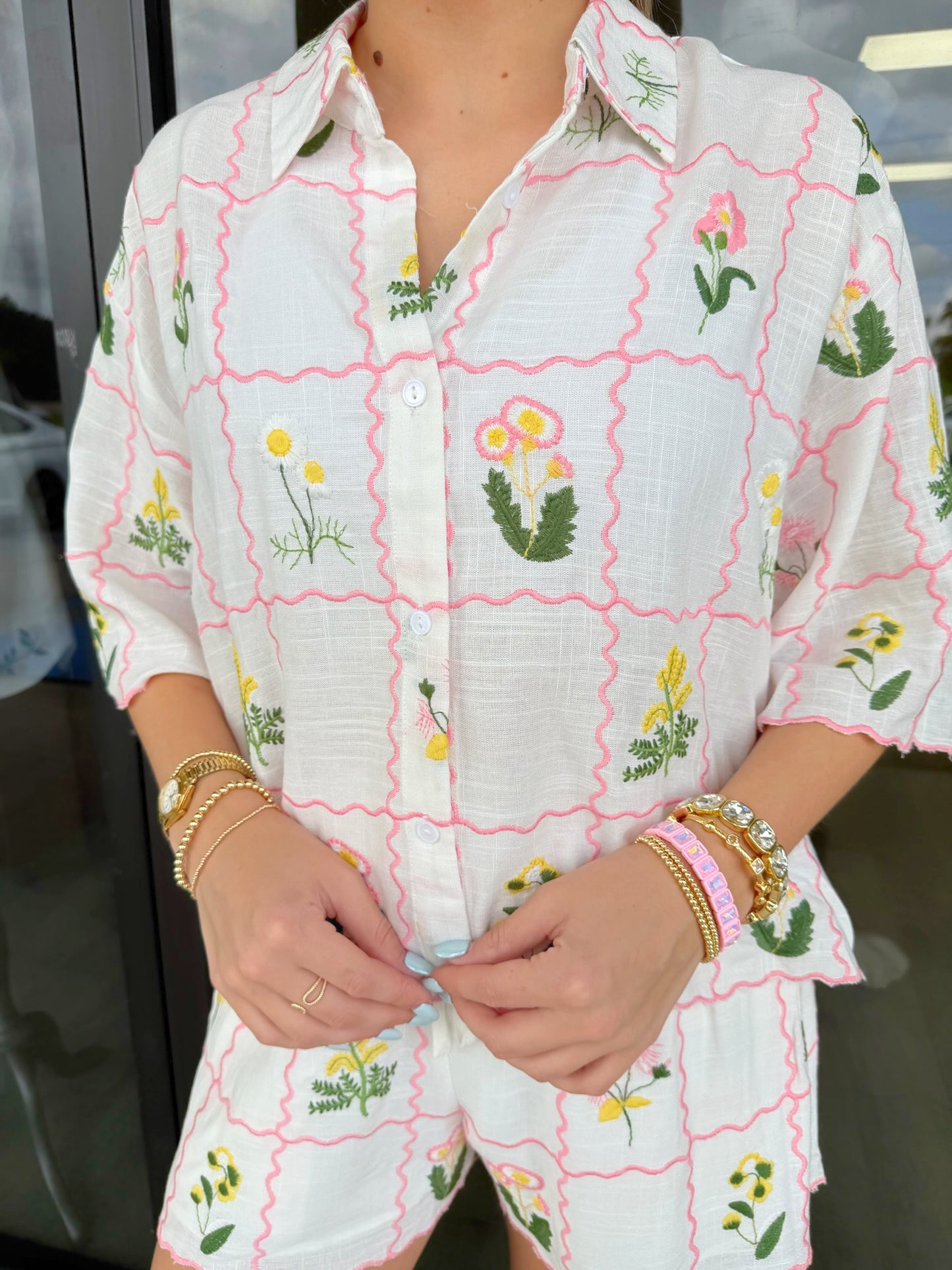 Cella Embroidered Set