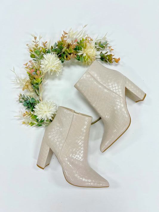 Bamboo Bellflower Booties