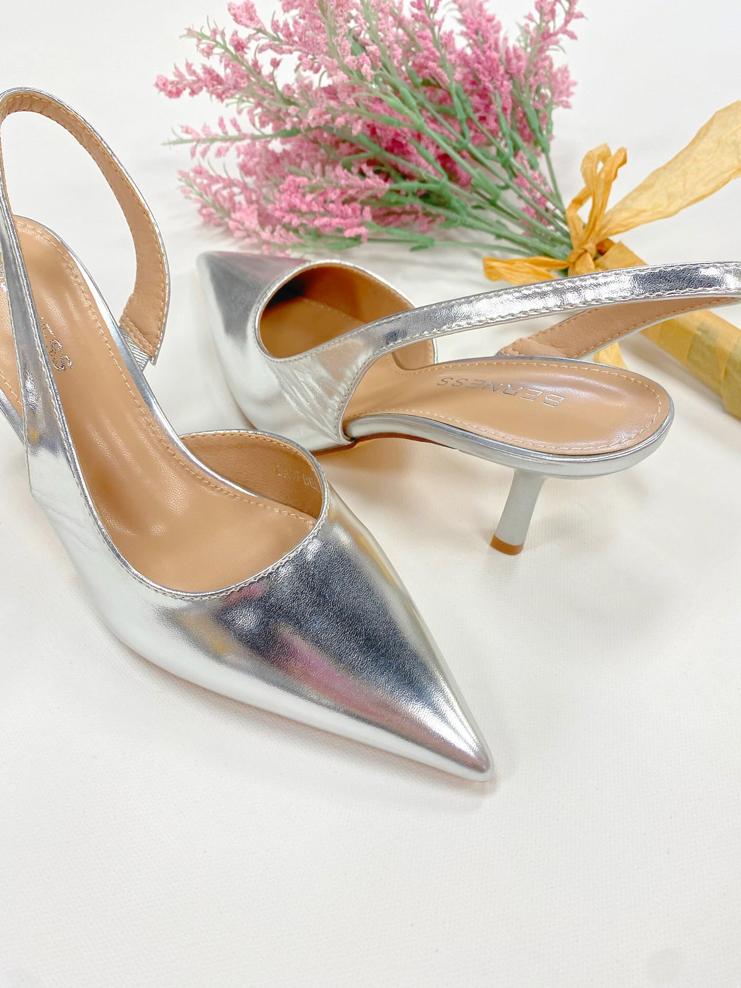 Berness Campbell Heel