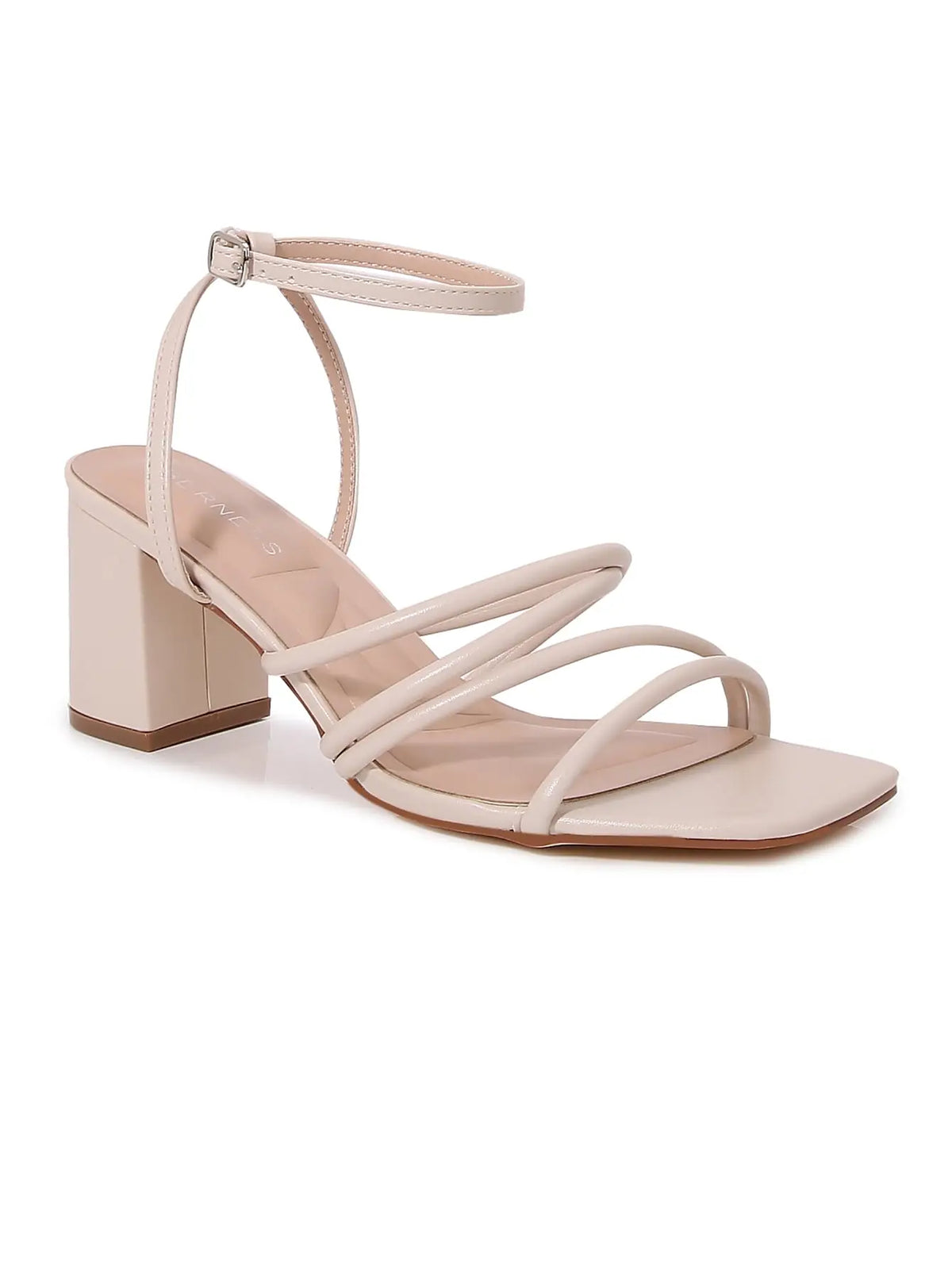 Berness Emmarie Heel