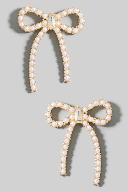 EXTRAordinary Pearl Earrings