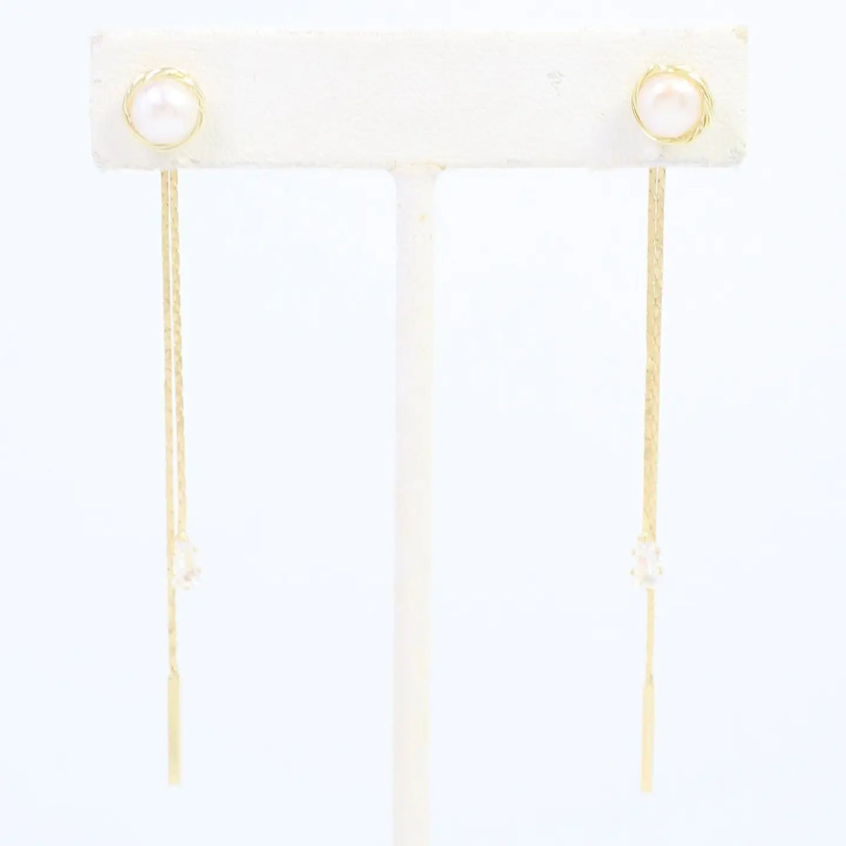 Monroe Pearl Earrings